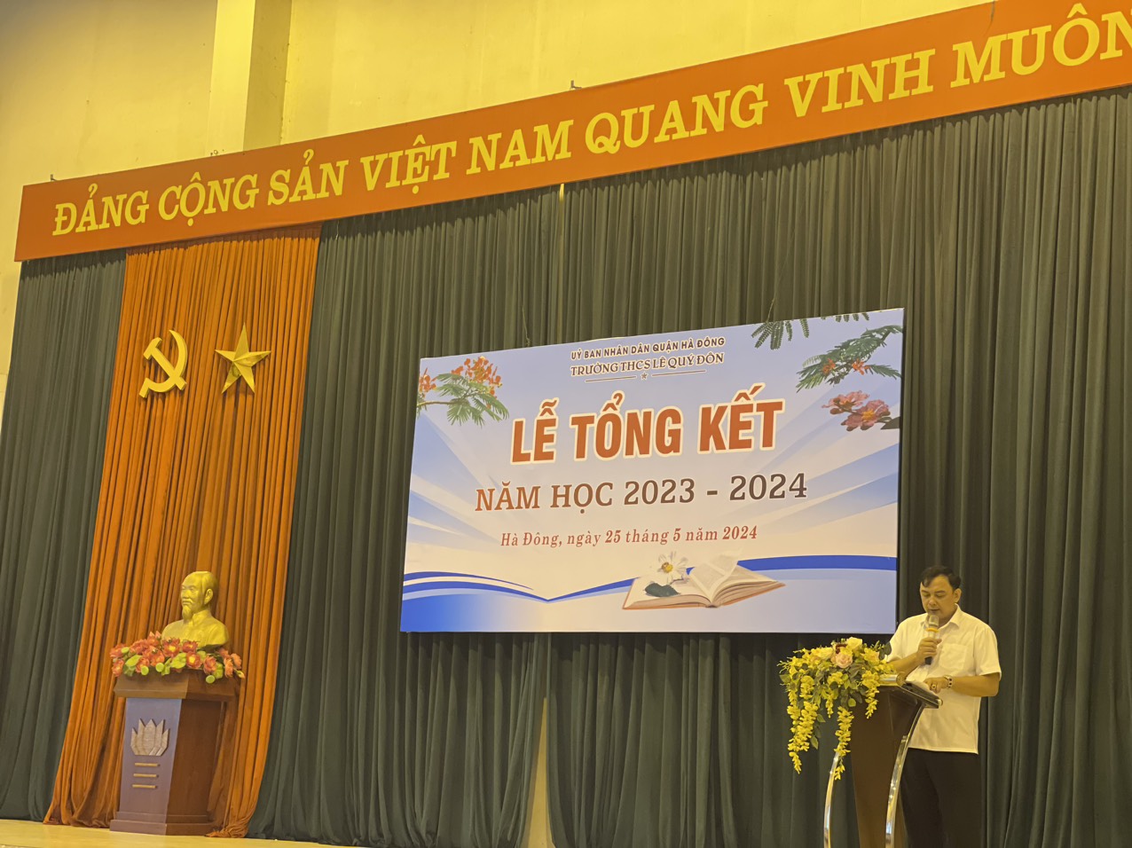 BẾ GIẢNG NĂM HỌC 2023-2024